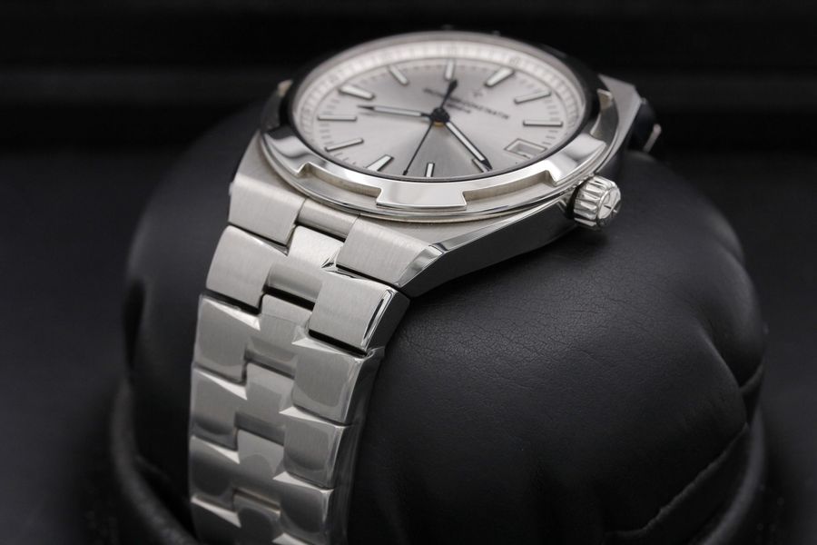 Vacheron Constantin Overseas 4500V/110A-B126